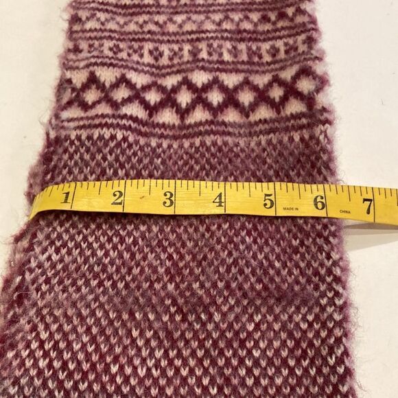Andes gifts burgundy, and cream Nordic print alpaca blend infinity scarf - Picture 5 of 7